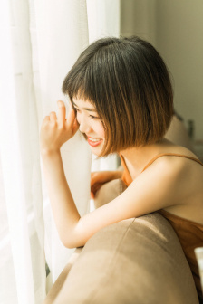 我可以穿着开裆裤去上学吗